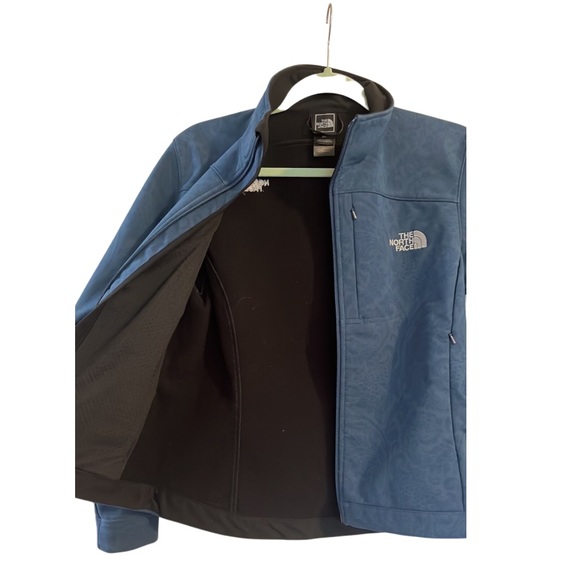 The North Face TNF Blue Patterned Apex Bionic Softshell Jacket - Picture 5 of 7